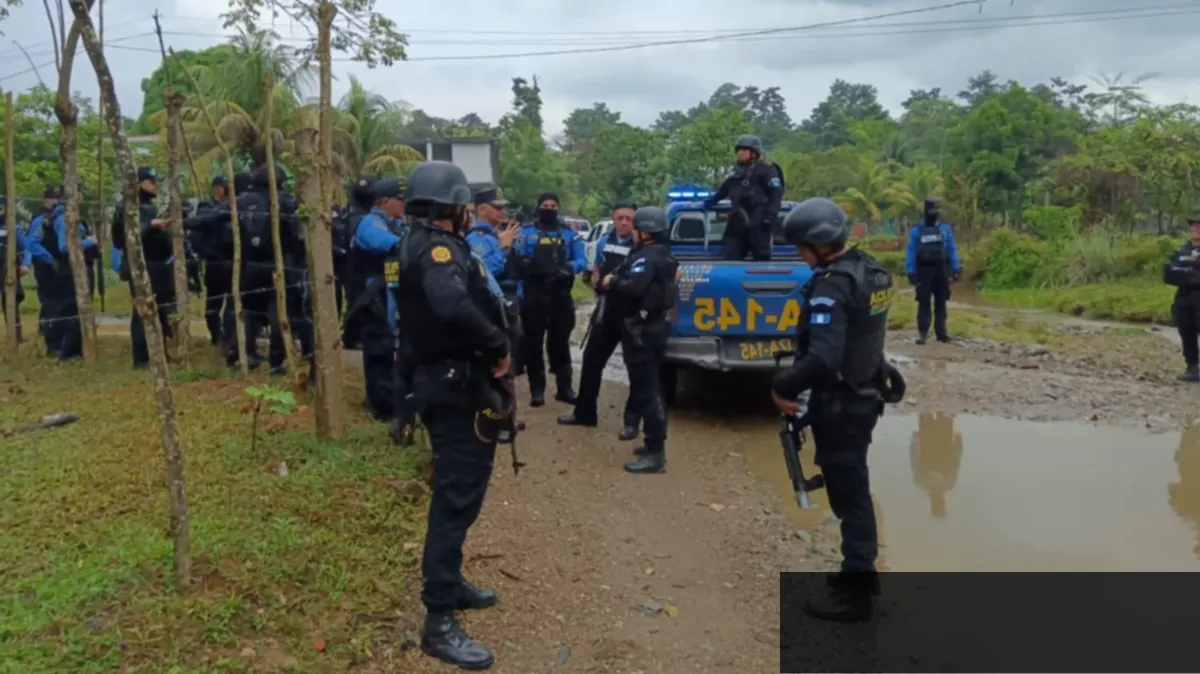 Operativo de seguridad de la PNC en zona fronteriza entre Guatemala y Honduras tras masacre