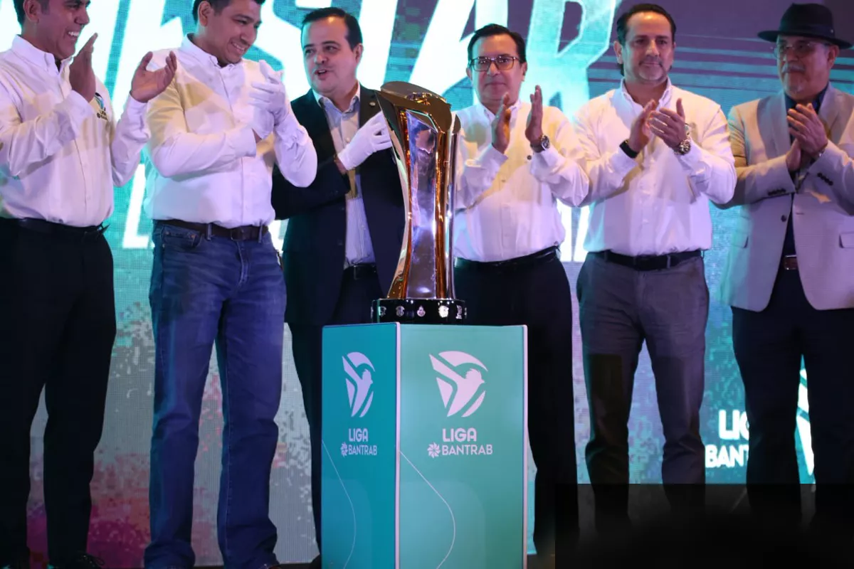 Liga Nacional de Guatemala estrena la Copa Bienestar, su nuevo trofeo de campeonato