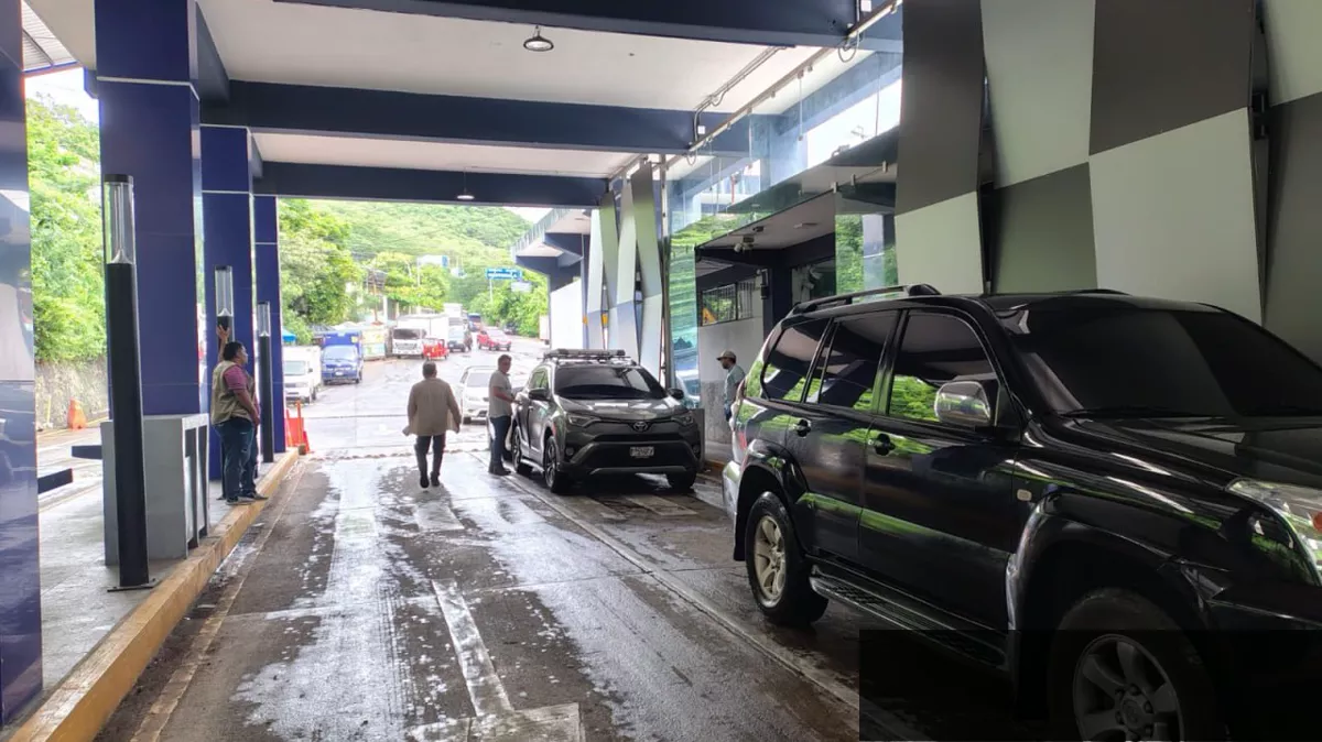 Paso ágil en fronteras de Guatemala: cómo cruzar a El Salvador sin bajarte del carro