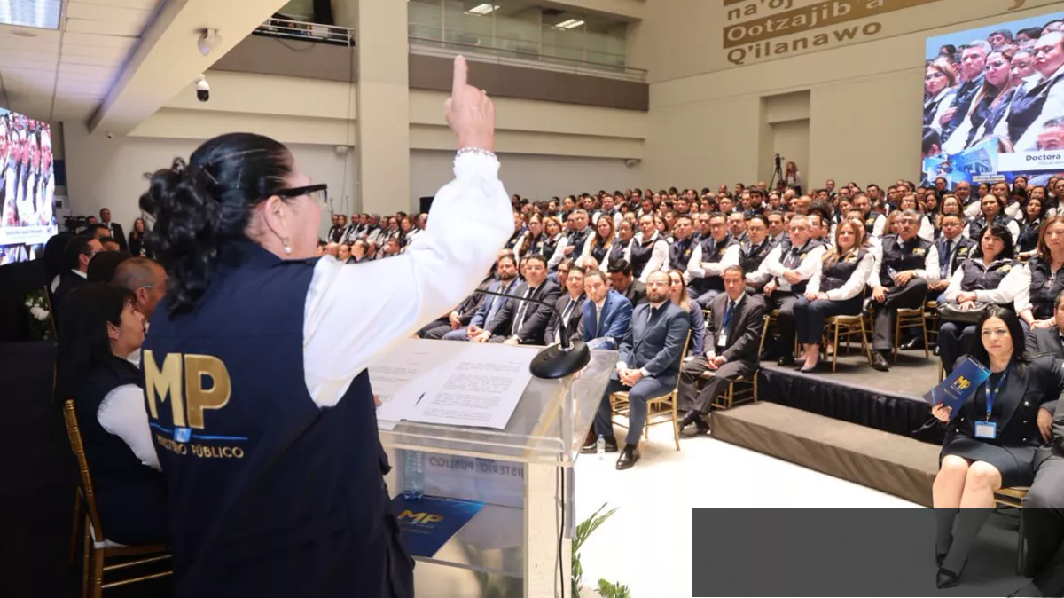 Consuelo Porras se despide del MP con mensaje de defensa y cifras de gestión