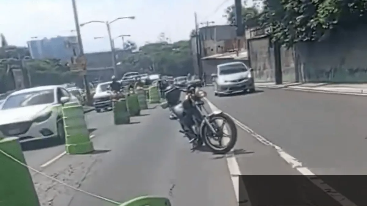 Trabajos en el Viaducto Lomas del Norte y cierre en Calzada Roosevelt