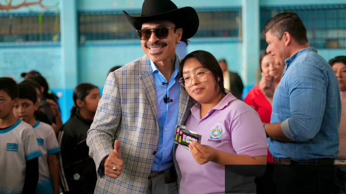 Neto Bran anuncia candidatura presidencial para 2027: «Ya no lo puedo esconder»
