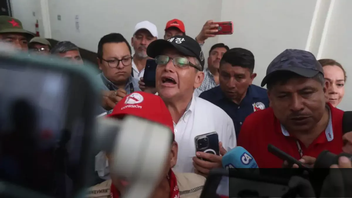 STEG de Joviel Acevedo rechaza aumento del 3% del Mineduc